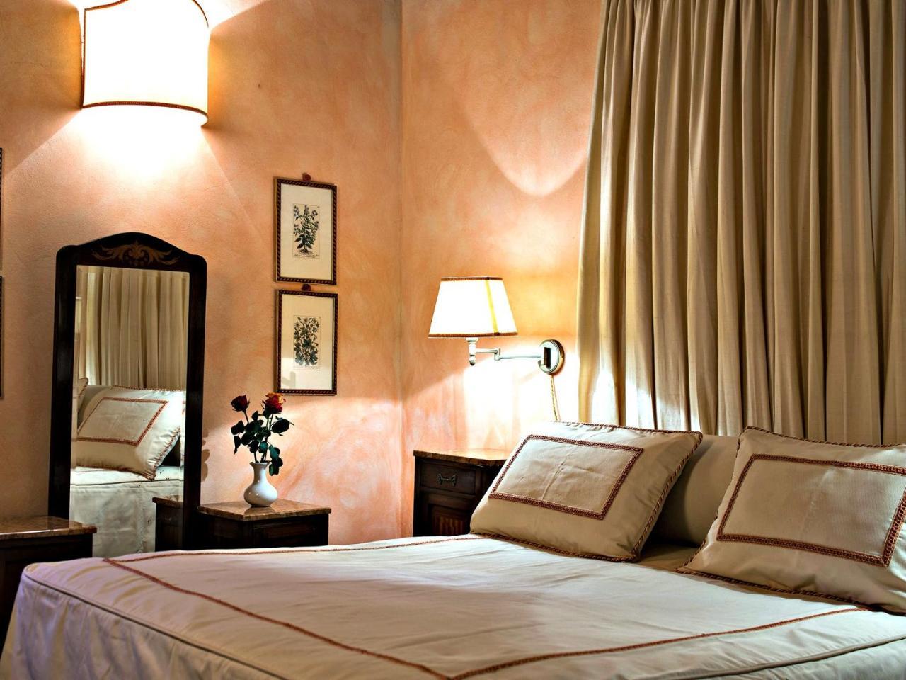 Ampinana Villa Eleonora מראה חיצוני תמונה