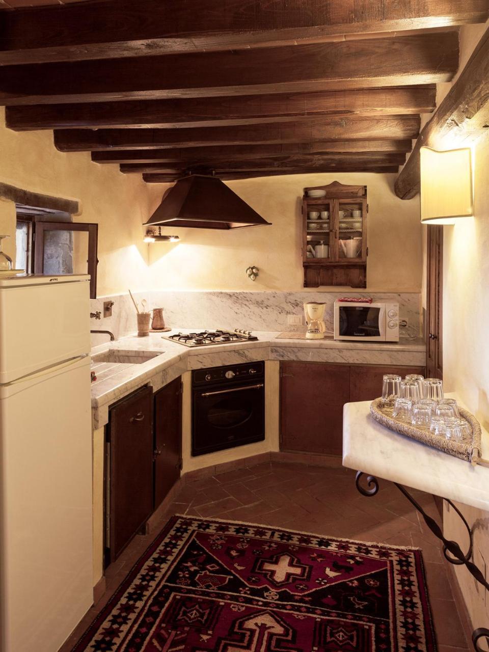Ampinana Villa Eleonora מראה חיצוני תמונה